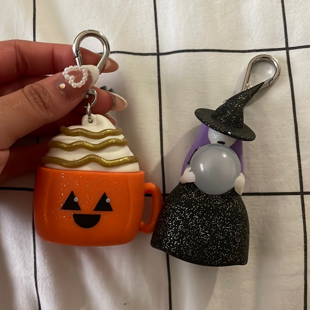 Bath and bodyworks Halloween pocketbac holders
